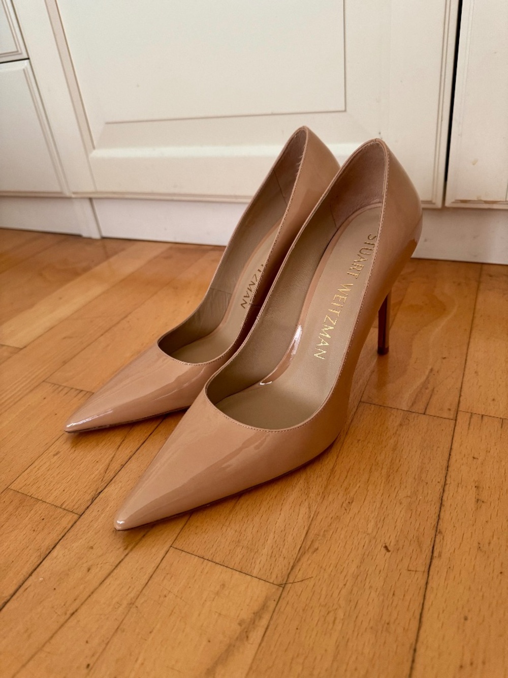 Stuart Weitzman Stuart 100 Pumps Nude Patent 10B